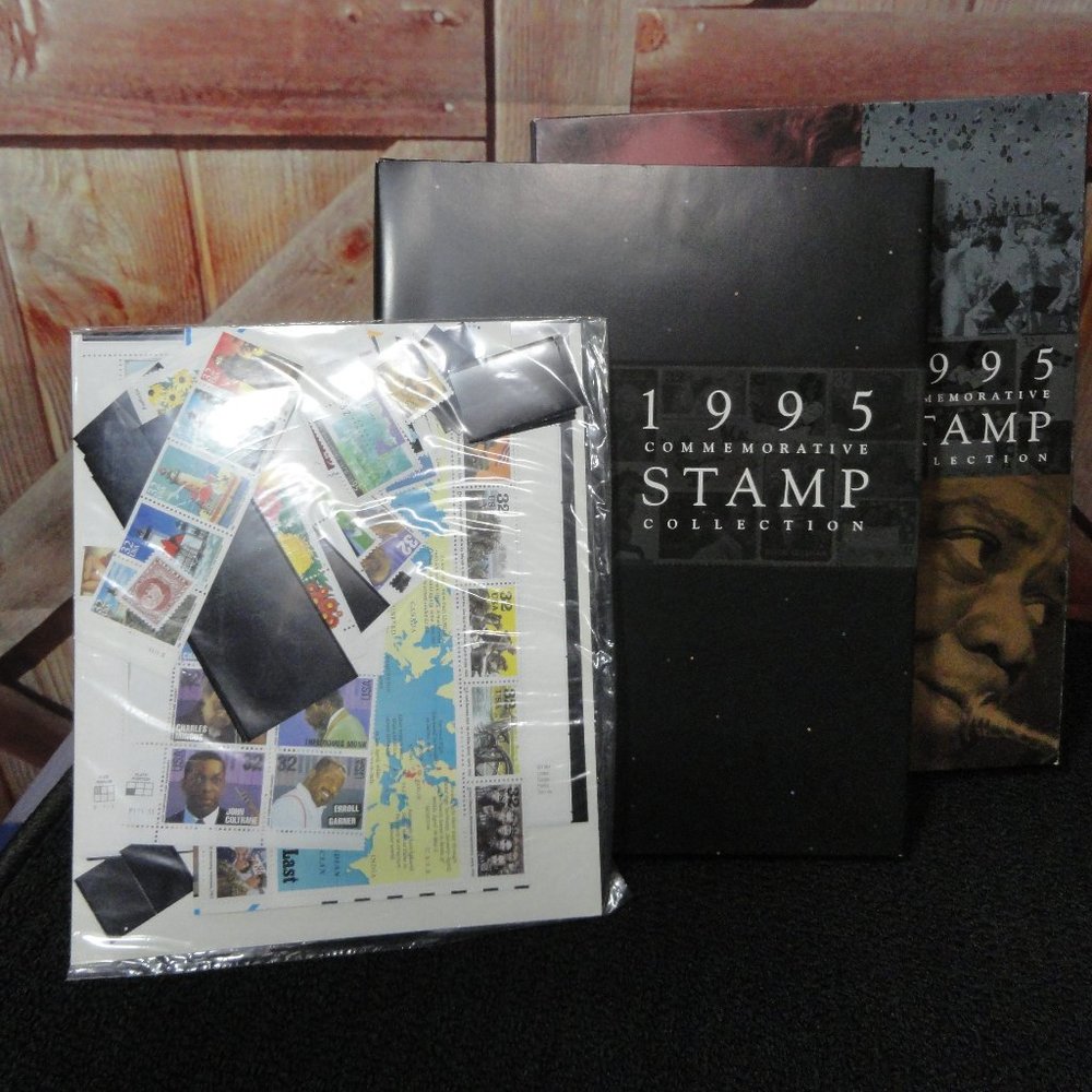 1995 usps commemorative Stamp collection w book and sealed stamps~dust cover~ - Picture 2 of 6